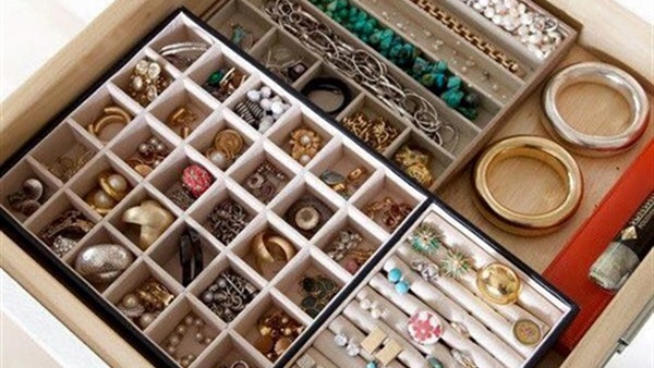 7 صور ترصد أبتكارات  لتنظيم الإكسسوارات والطرح