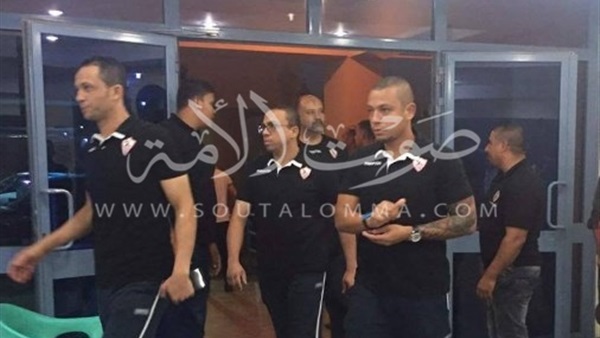 بالصور.. وصول فريق الزمالك ملعب «بتروسبورت» استعدادا لمواجهة صن داونز