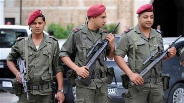 إذاعة تونسية: إصابة ليبي برصاص الجيش خلال مطاردة