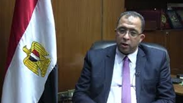 «العربي»: «القيمة المضافة» يفرض ضريبة على البطاطس و25% للاتصالات