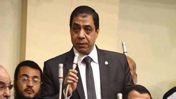 «برلماني» يطالب الحكومة بتخفيض النفقات وزيادة علاوة الموظفين
