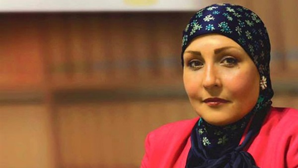 «نائبة» تطلب ربط العلاوة الدورية بالإنتاجية وليس معدل التضخم