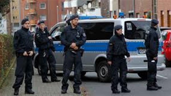 شرطة ألمانيا تمشط محيط جريمة «القطار»للبحث عن معلومات جديدة 