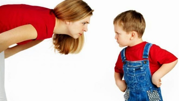 أسباب العناد عند الأطفال وطرق تعديل سلوكه