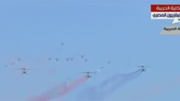 «السيسي» يشهد عرض مركبات القتال المدرعة بالكلية الحربية