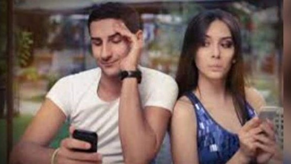 «I know him» وسيلة جديدة للفتيات لكشف الخيانة عبر «فيس بوك»