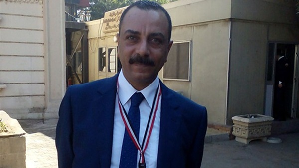 برلمانى يطالب الحكومة بالتقدم بمشروع قانون لبناء دور العبادة