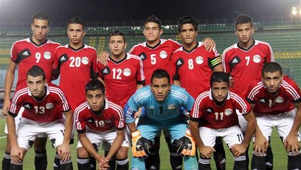 مصر بالأبيض أمام أنجولا 
