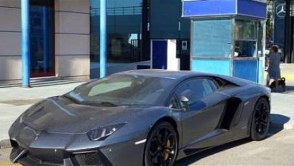 فى السعودية..أمير يستأجر سيارة مسروقة 