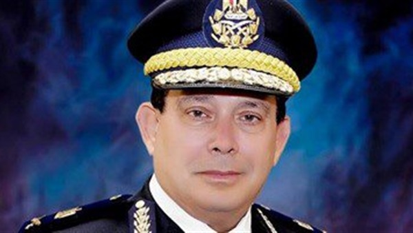تواجد أمني بمحيط مسجد السيدة نفسية قبل وصول جثمان حكمدار القاهرة 