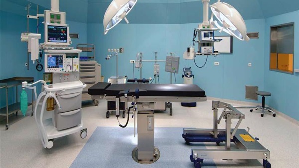 مستشفى جامعة القناة التخصصي تعتمد لائحة أسعار وعيادات جديدة