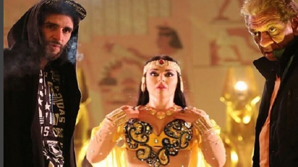 طرح «سطو مثلث» بدور العرض السينمائية.. الأربعاء