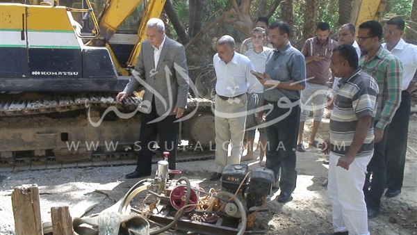 بالصور..محافظ قنا يتفقد عدداً من مشروعات المحافظة