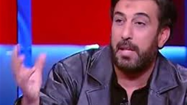 «حسام حسنى» يحتفل بنجاح ابنه فى الثانوية العامة 