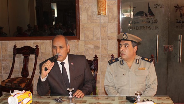 بالصور... مدير أمن أسوان يكرم الأفراد والعامليين المدنيين