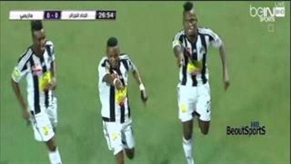 بالفيديو.. "مازيمبي "يعبر إتحاد العاصمه بثنائيه في نهائي أفريقيا