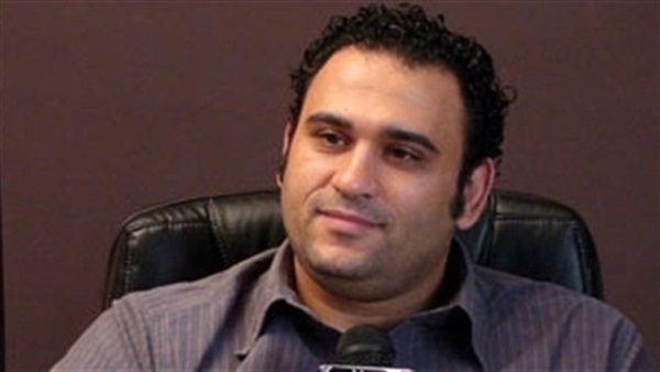 «اكرم حسنى» يودع الراحل محمد خان