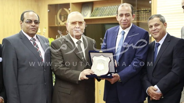 وزير العدل يستقبل رئيس نادى قضاة مصر 