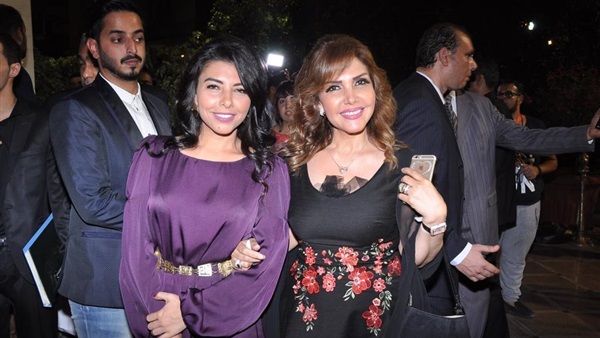 بالصور..نجوم الفن يشاركون «أحلام» فرحة ألبومها الجديد