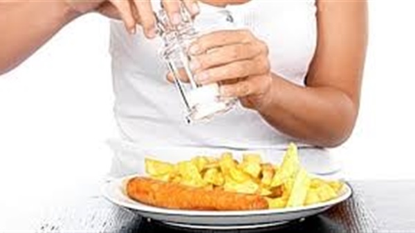 مفاجأة.. الطعام المالح لا يسبب العطش