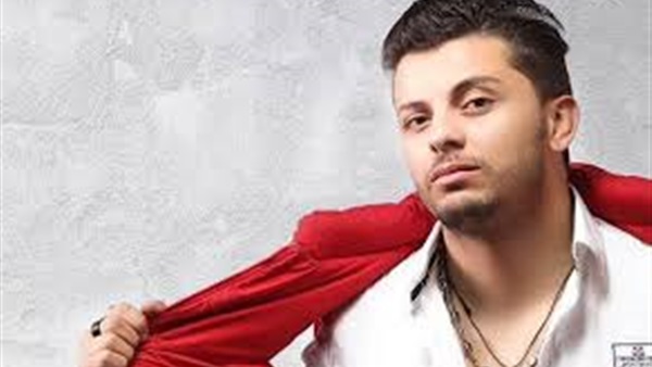 حاتم عمور يستعد لدويتو مع «اليكس ميكا»