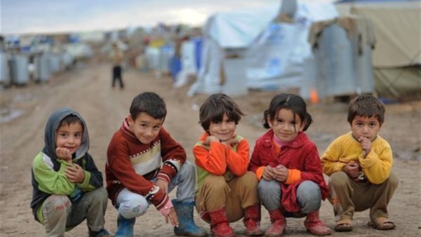 اليونان تتخذ خطوات لمساعدة آلاف أطفال اللاجئين على الالتحاق بالمدارس