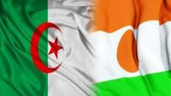 الجزائر و النيجر يلتزمان بتعزيز أكبر لعلاقاتهما الثنائية