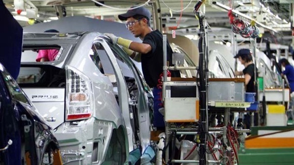 الإنتاج الصناعي لليابان يرتفع 1.9% الشهر الماضي