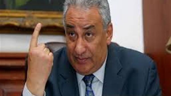 بالفيديو والصور.. متعب ينقذ الأهلي من فخ بتروجيت 