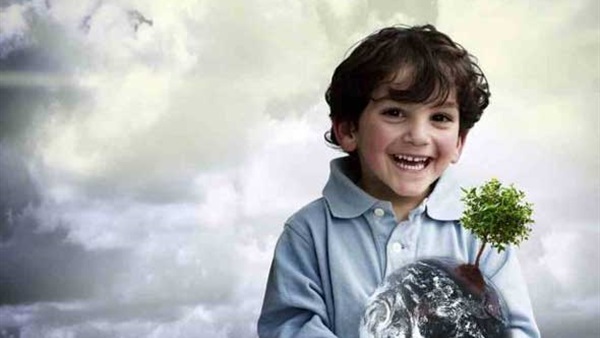 معالجة الأطفال اليتامى الفرنسيين بعرض حالات أمثالهم ونجاحهم في المقاومة