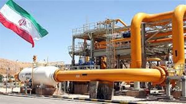 وزير النفط الإيرانى: سوق النفط متخمة بالمعروض ونتوقع تحقيق التوازن فى السوق 