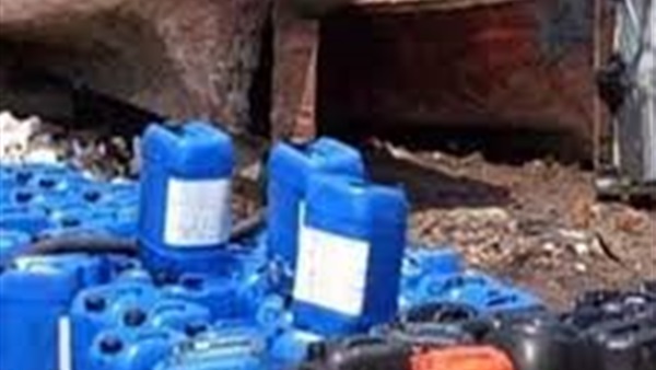 ‏القبض على صاحب محطة باع 51 ألف لتر مواد بترولية بالسوق السوداء 