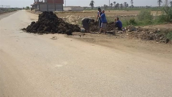 حل مشكلة انقطاع المياة بقرية الروضة بالفيوم 