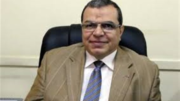وزير القوى العاملة يعين رئيسا جديدا للإدارة المركزية