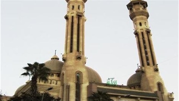 مشادات بسبب الخطبة المكتوبة فى «مصطفى محمود» والمصلون يطالبون بالارتجال 