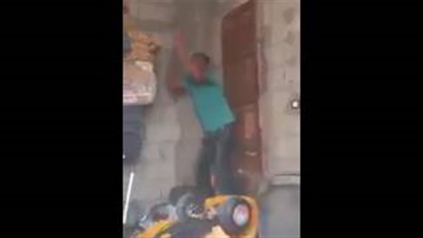 بالفيديو.. أطرف سخرية من أبوك لما تقوله «أنا عاوز أتجوز»