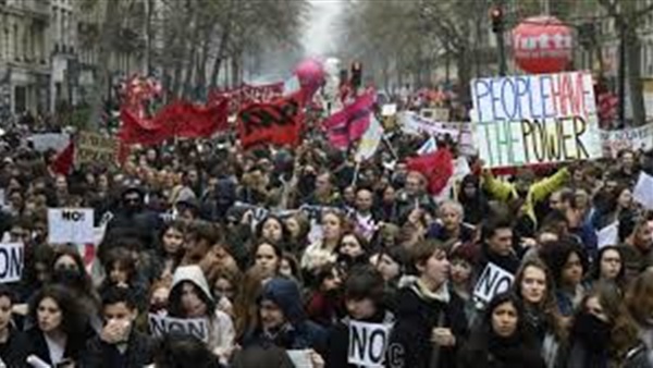 46 % من الفرنسيين يرون أن الوضع الاقتصادي في بلادهم أسوأ من ذي قبل