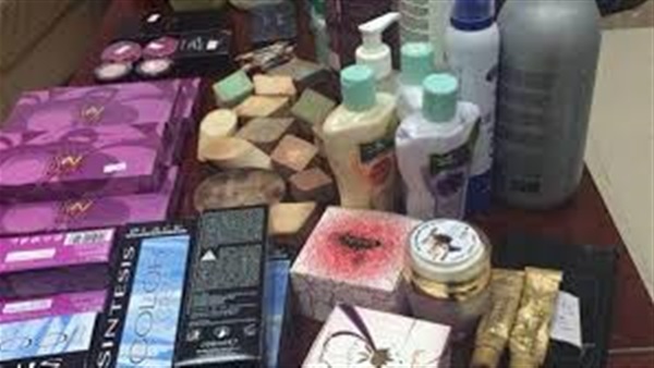 ضبط 8219 عبوة مستحضرا طبيا غير مسجل بوزارة الصحة في أسيوط