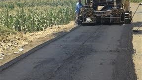 13 مليون جنيه لمشروعات الرصف بمركزي العدوة ومغاغة بالمنيا