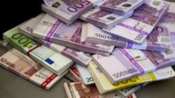 اليورو يرتفع «10 قروش» في «السوق السوداء» اليوم