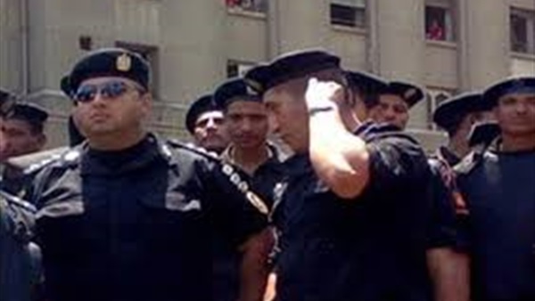 ضبط سائحة أمريكية بأسوان لإنتهاء إقامتها