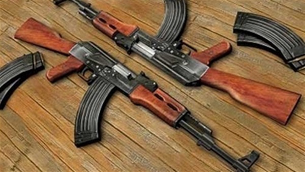 ضبط بندقيتين آليتين وجوال طلقات بحوزة مزارعين بدشنا فى قنا