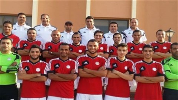 بعثة منتخب الكرة الخماسية تغادر القاهرة متوجهة إلى فيتنام