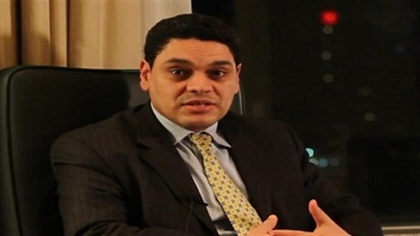 خبير سياسى يطالب الدولة بتطوير منظومة التعليم