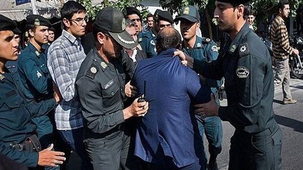  ايران تعتقل أمريكيا بتهمة التجسس لصالح المخابرات الأمريكية