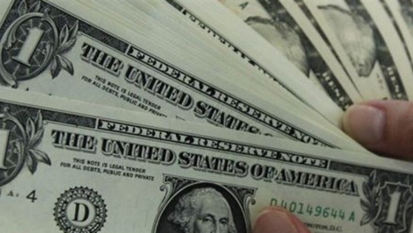التشديدات الأمنية تقلص سعر الدولار لـ 11.5جنيها