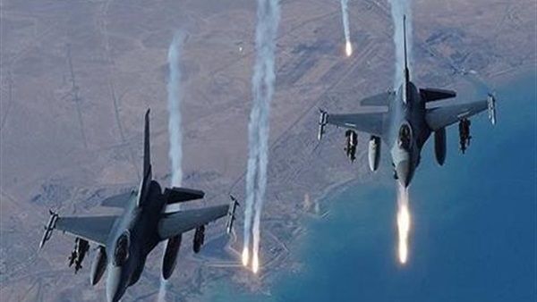 عشرات القتلى بغارات روسية على معقل داعش في سوريا