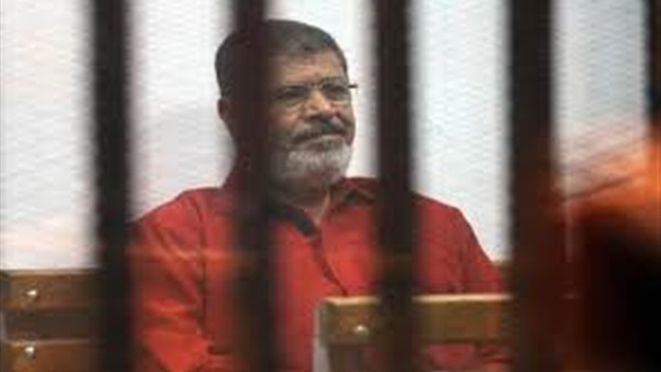 دفاع «مرسي» يقدم للنقض مذكرة طعن لإلغاء سجنه في «التخابر مع قطر»