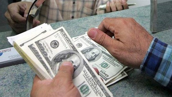 ضبط صاحب مصنع تعبئة مواد غذائية بالمنوفية لإتجاره في العملات الأجنبية