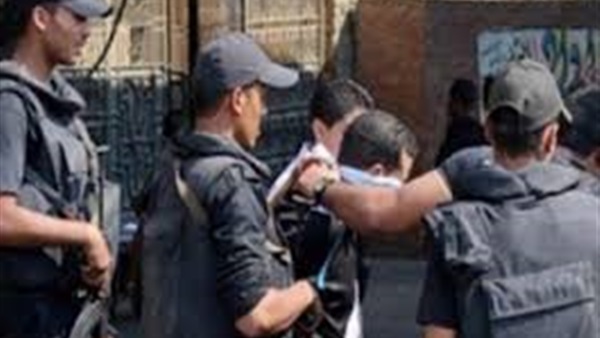 التحقق في وفاة لاعب كرة انجليزي سابق قتلته الشرطة بمسدس صعق